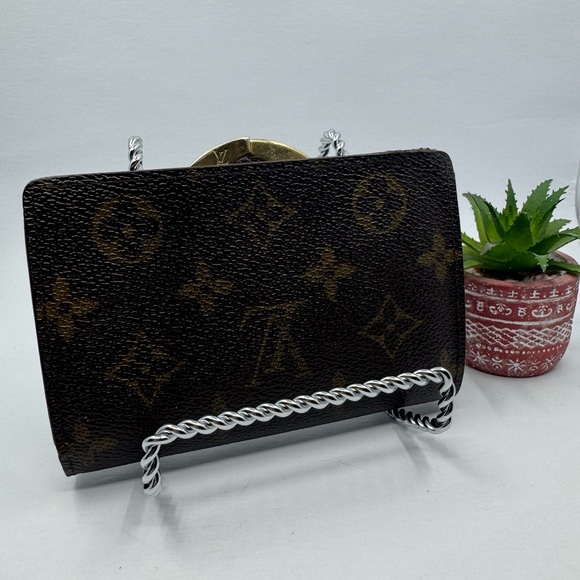 Authentic Louis Vuitton Monogram Porte Kisslock Bifold Wallet - Picture 2 of 9